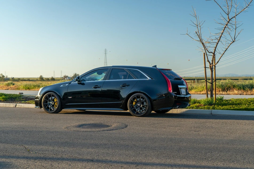 2011 Cadillac CTS-V 2nd Gen - Image 9 of 31