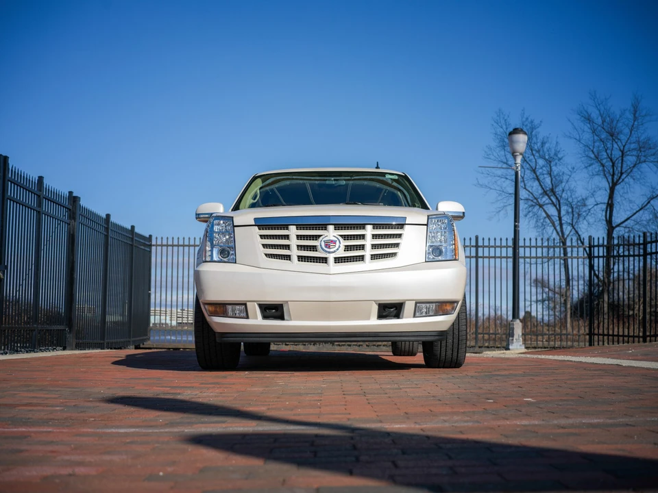 2011 Cadillac Escalade & EXT 3rd Gen - Image 22 of 31