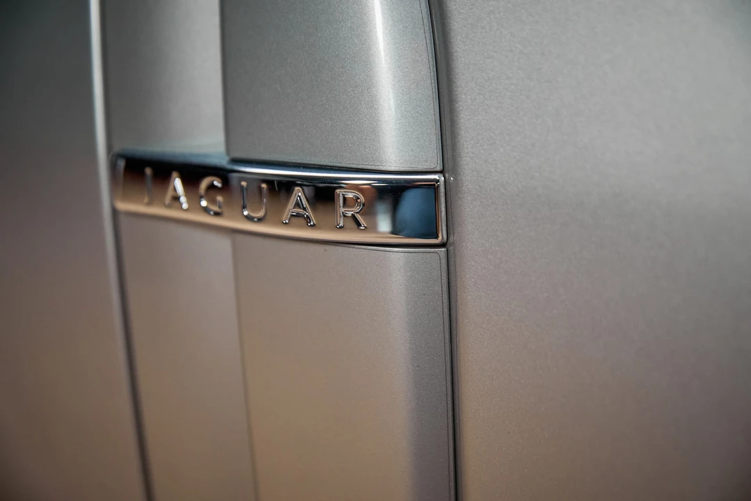 2011 Jaguar X250 XFR - Image 29 of 31
