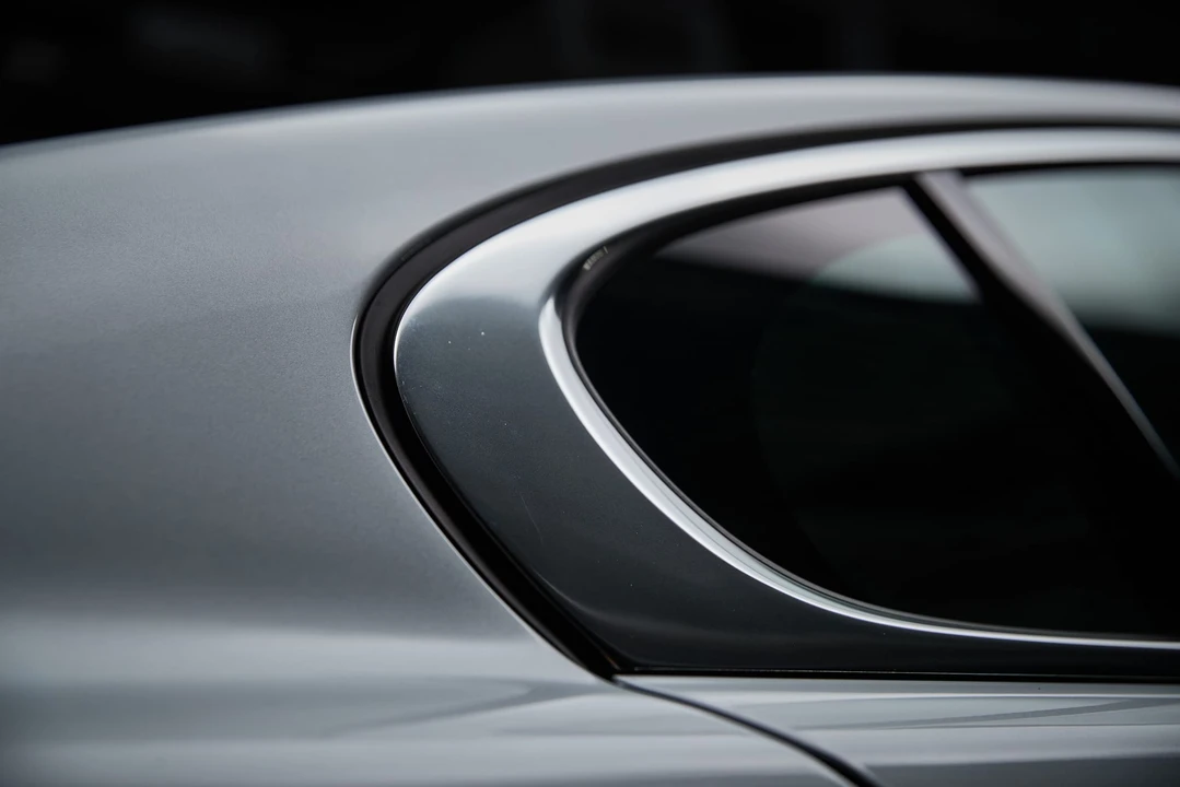 2011 Jaguar X250 XFR - Image 18 of 31