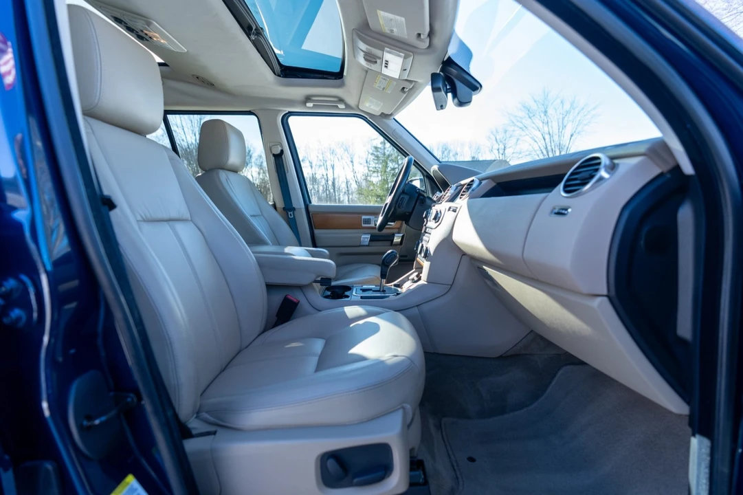2011 Land Rover Discovery 4th Gen - Image 4 of 7