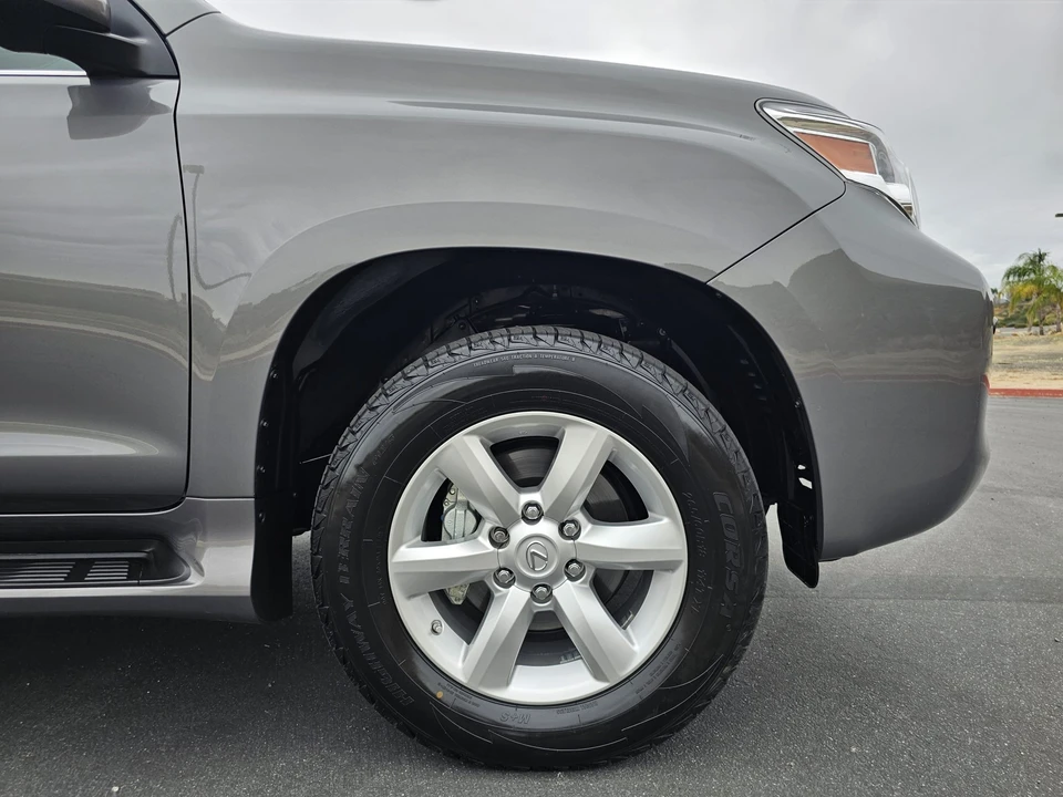 2011 Lexus GX 2nd Gen - Image 27 of 31