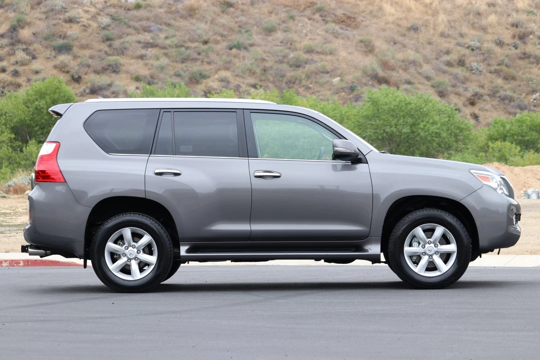 2011 Lexus GX 2nd Gen - Image 12 of 31
