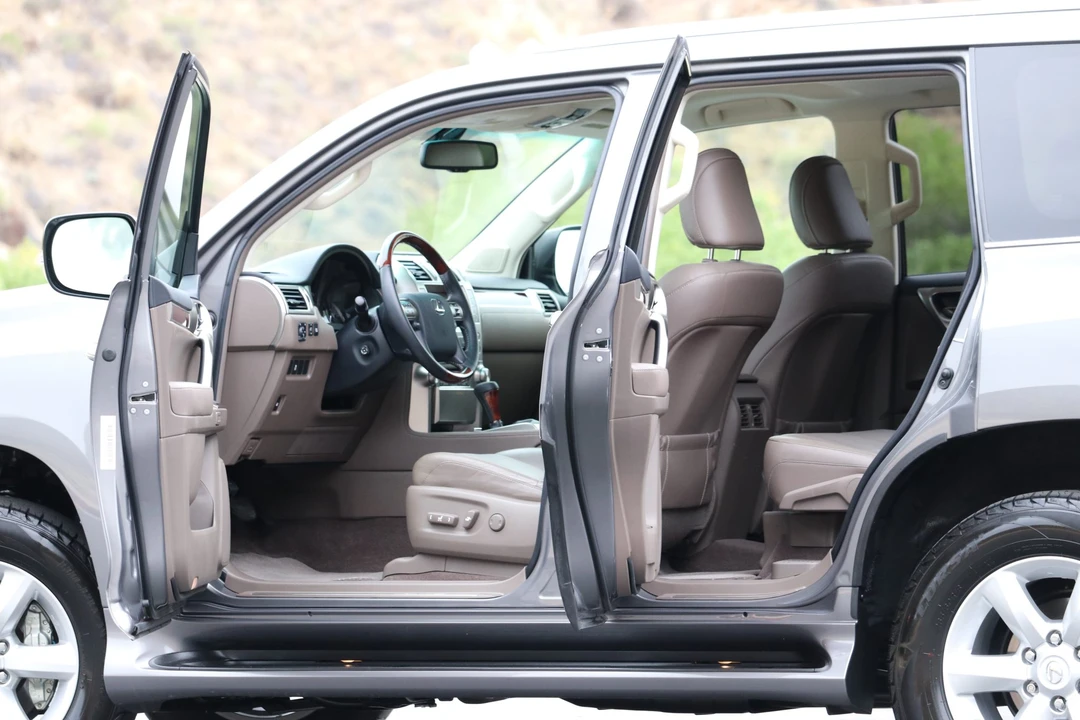 2011 Lexus GX 2nd Gen - Image 21 of 31