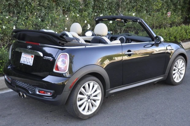 2011 Mini Coupe & Roadster - Image 2 of 8