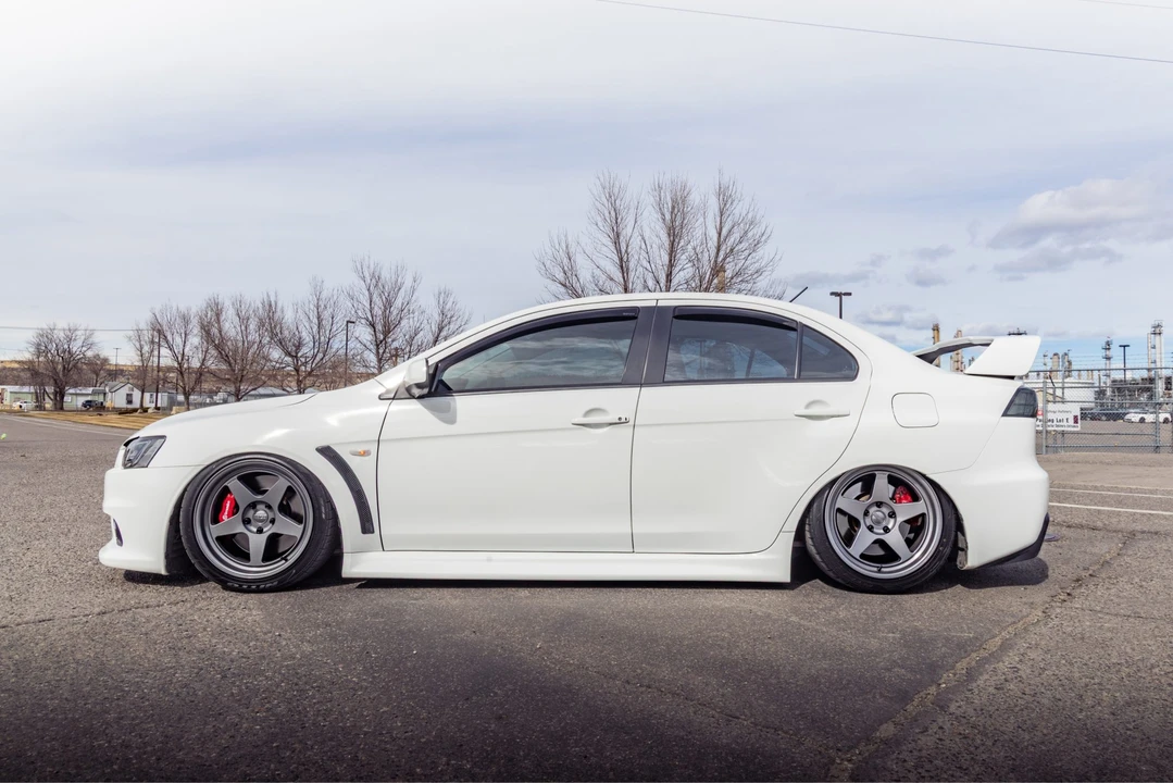 2011 Mitsubishi Lancer Evolution X 9th Gen - Image 7 of 31