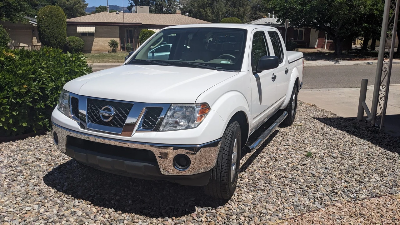 2011 Nissan Frontier 2nd Gen - Image 3 of 31