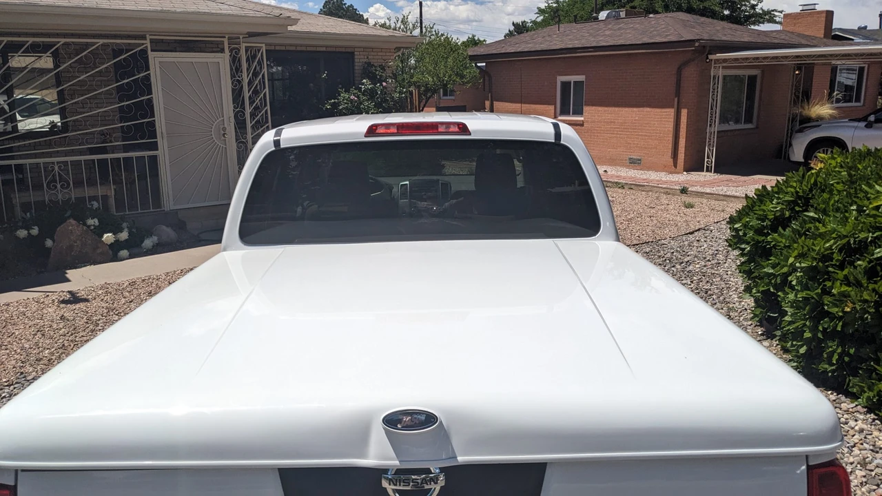 2011 Nissan Frontier 2nd Gen - Image 14 of 31