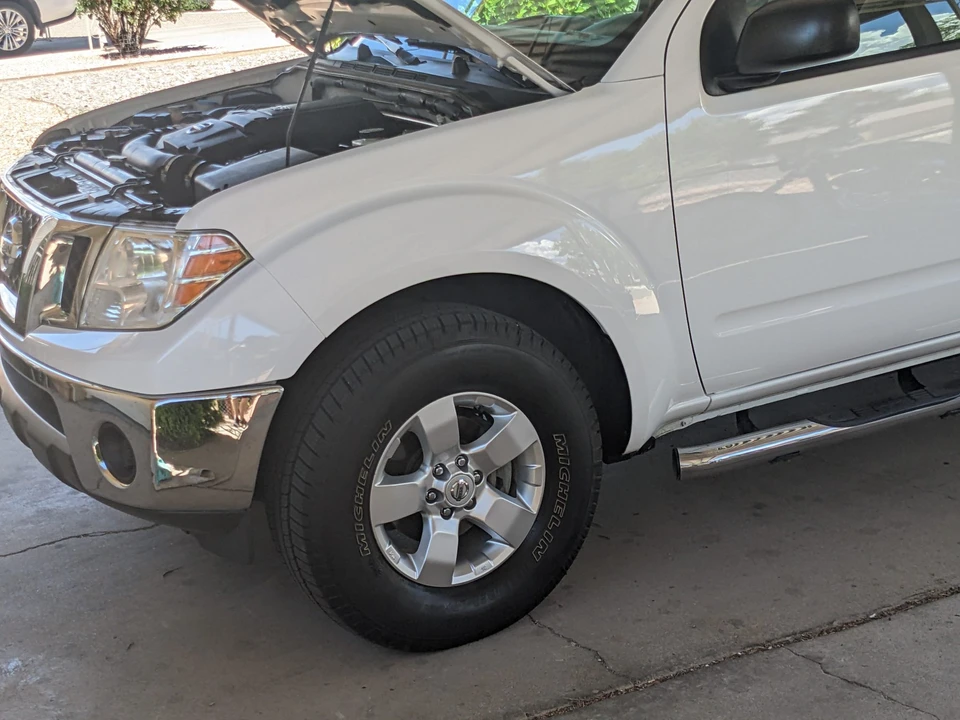 2011 Nissan Frontier 2nd Gen - Image 11 of 31