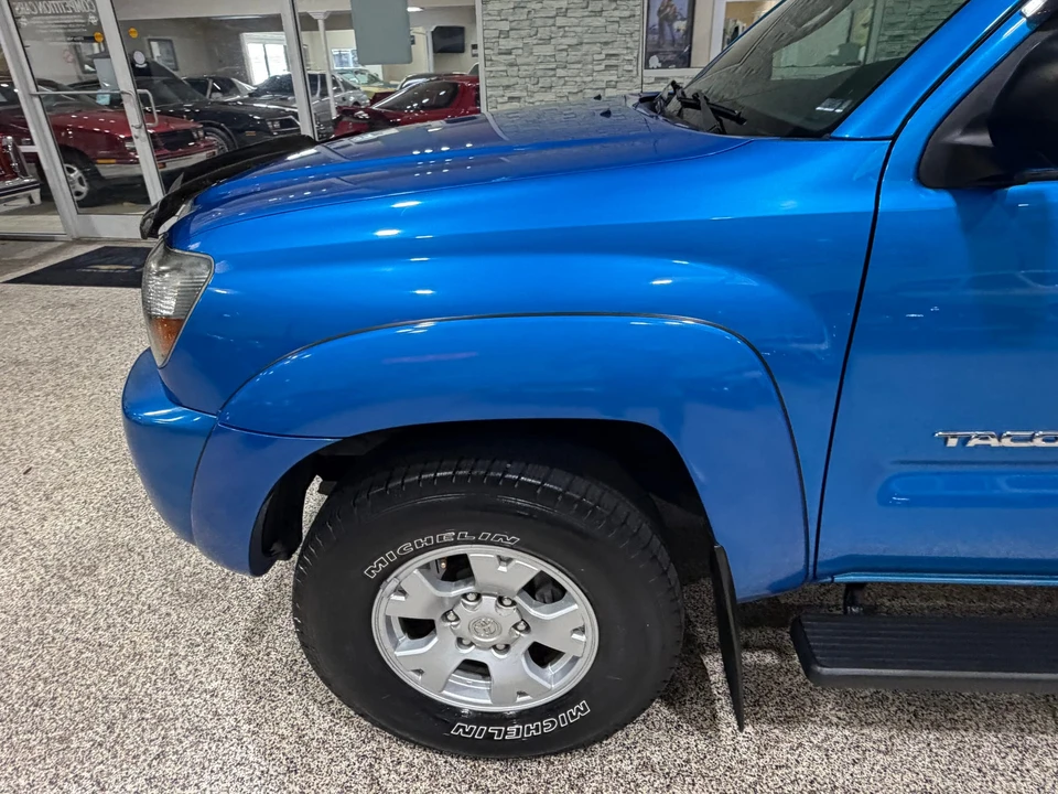 2011 Toyota Tacoma 2nd Gen - Image 29 of 31