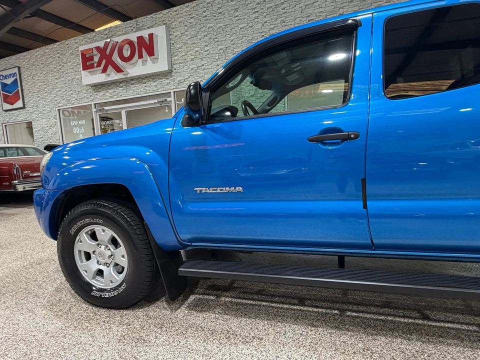 2011 Toyota Tacoma 2nd Gen - Image 30 of 31