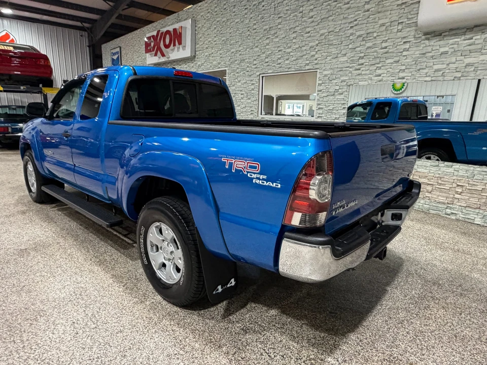 2011 Toyota Tacoma 2nd Gen - Image 26 of 31