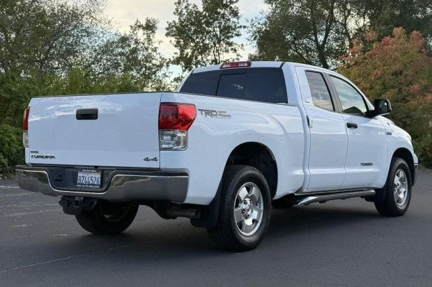 2011 Toyota Tundra 2nd Gen - Image 2 of 7