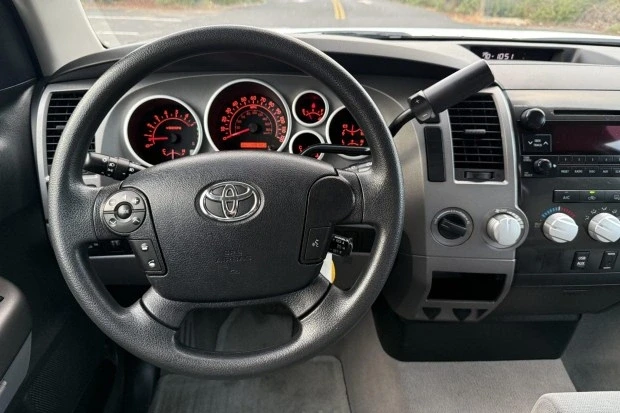 2011 Toyota Tundra 2nd Gen - Image 5 of 7