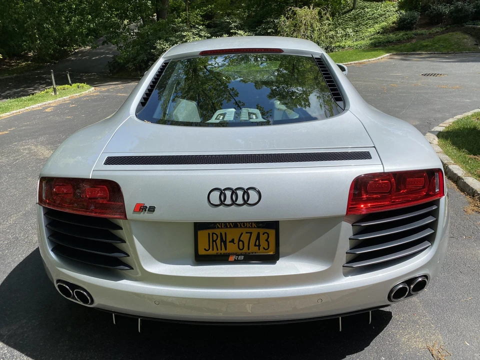 2012 Audi 42 R8 - Image 9 of 31