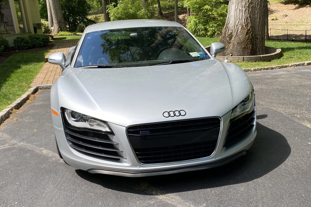 2012 Audi 42 R8 - Image 6 of 31