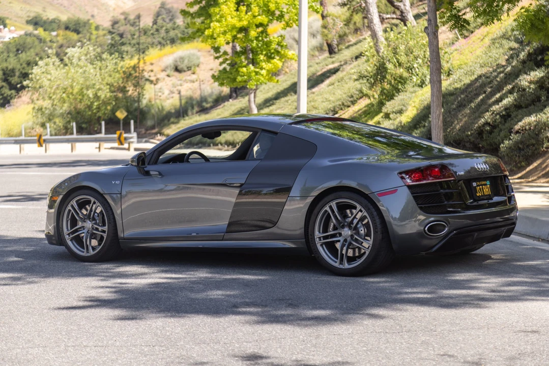 2012 Audi 42 R8 - Image 10 of 31