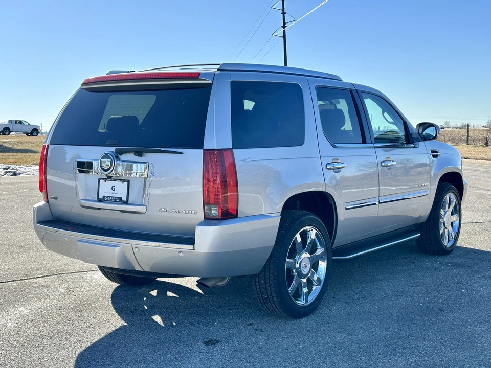 2012 Cadillac Escalade & EXT 3rd Gen - Image 9 of 31
