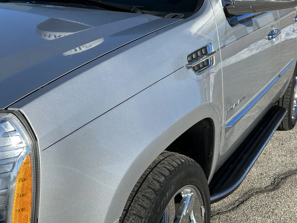 2012 Cadillac Escalade & EXT 3rd Gen - Image 25 of 31