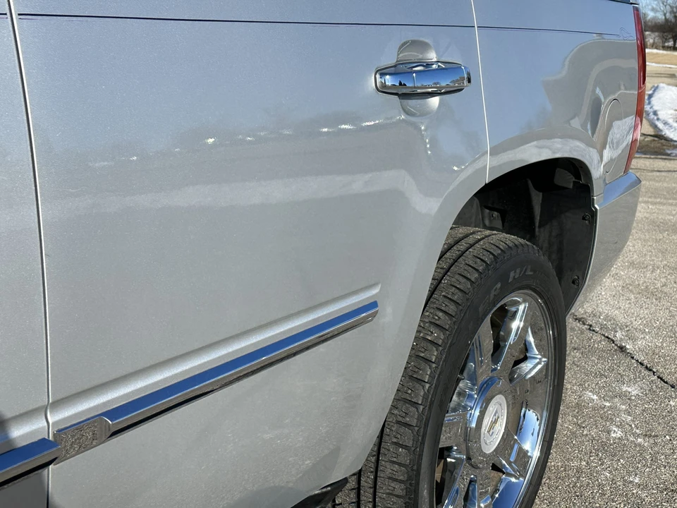 2012 Cadillac Escalade & EXT 3rd Gen - Image 31 of 31