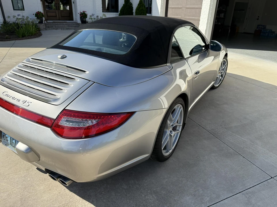 2012 Porsche 997 Carrera 4S - Image 16 of 31