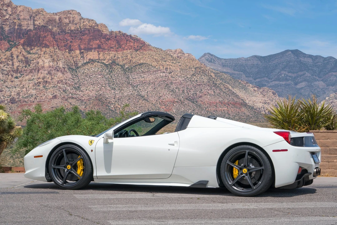 2013 Ferrari 458 Spider - Image 17 of 31