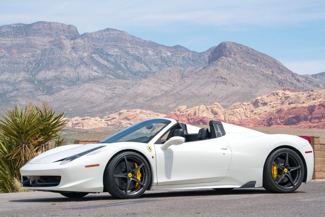 2013 Ferrari 458 Spider - Image 13 of 31