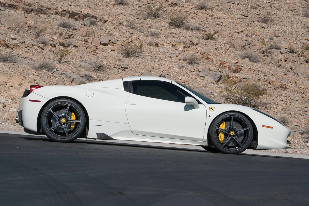 2013 Ferrari 458 Spider - Image 6 of 31