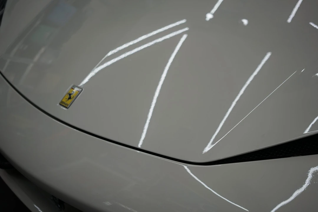 2013 Ferrari 458 Spider - Image 29 of 31