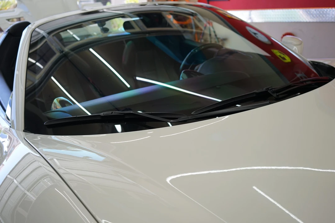 2013 Ferrari 458 Spider - Image 26 of 31