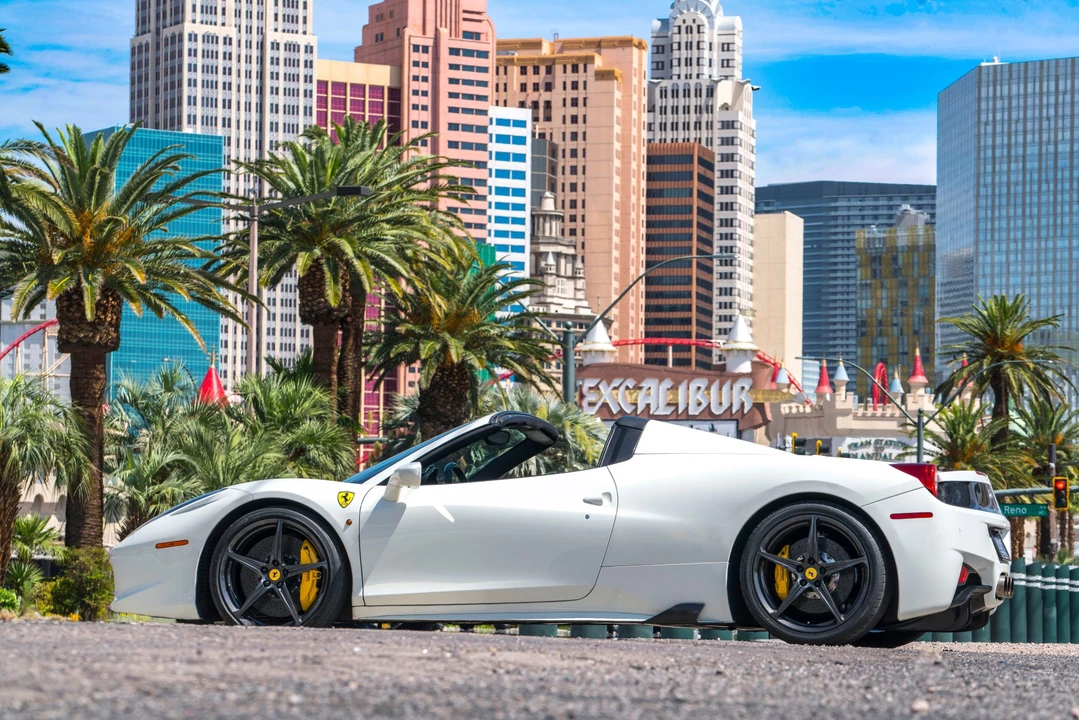 2013 Ferrari 458 Spider - Image 18 of 31