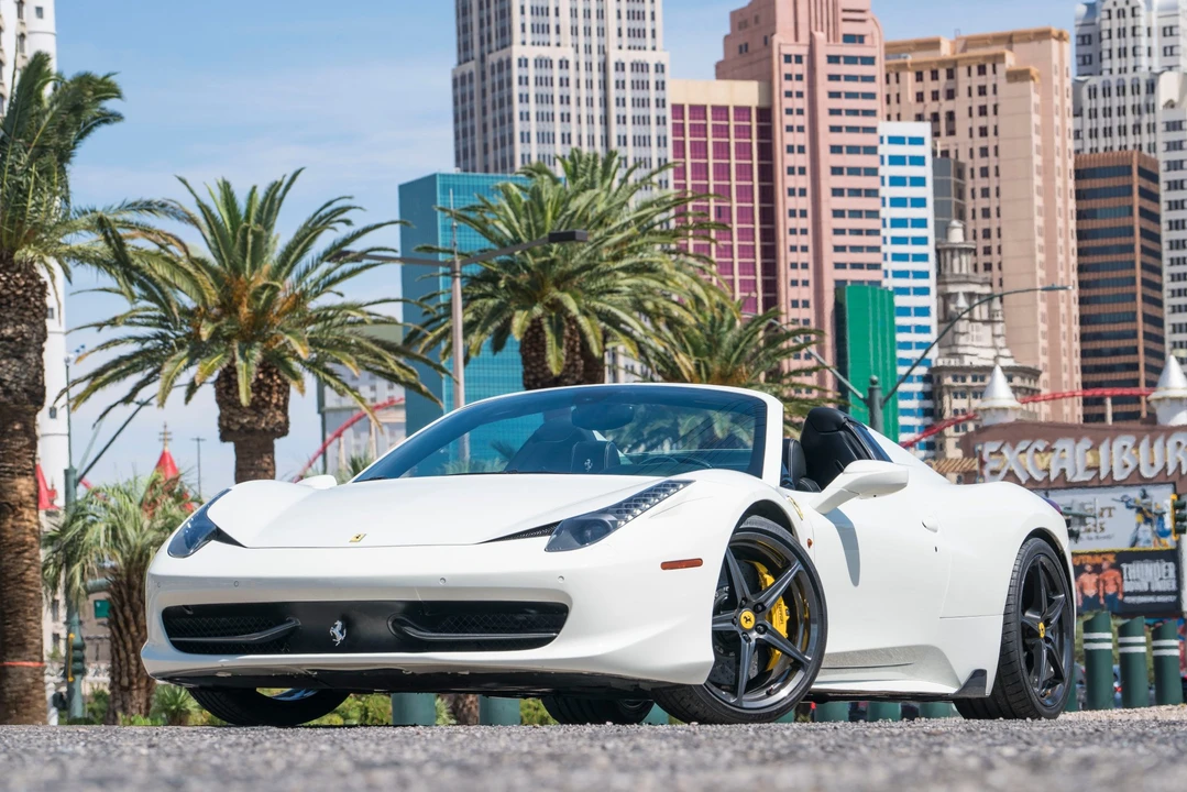 2013 Ferrari 458 Spider - Image 14 of 31