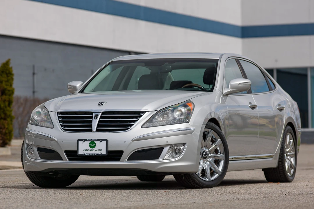 2013 Hyundai Equus - Image 2 of 31