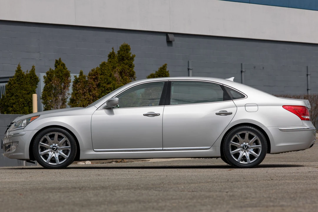 2013 Hyundai Equus - Image 20 of 31