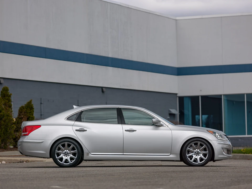 2013 Hyundai Equus - Image 14 of 31