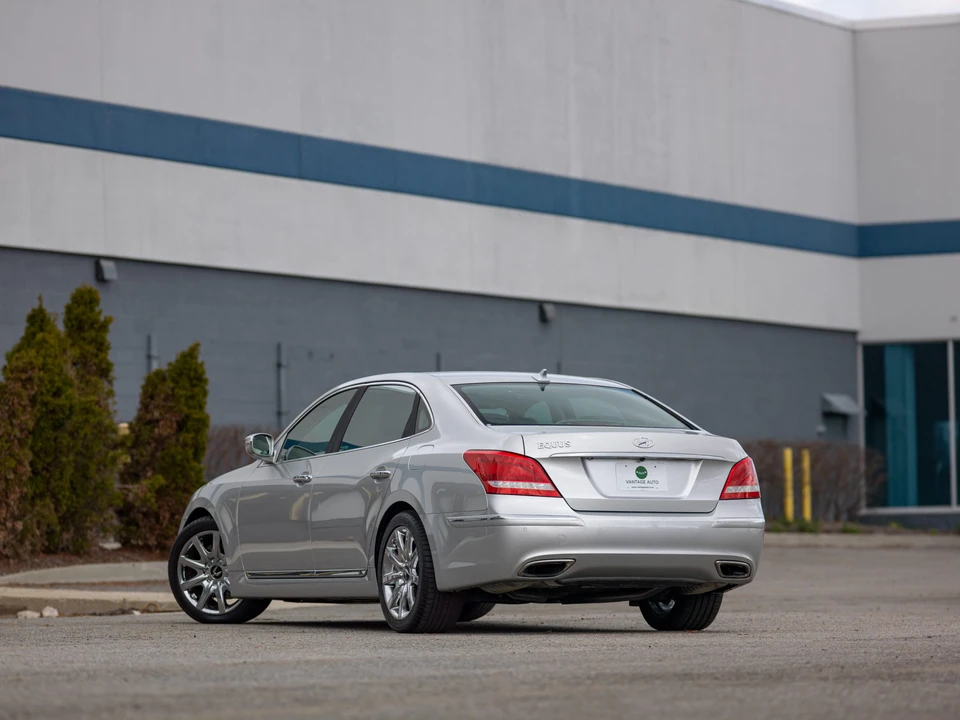 2013 Hyundai Equus - Image 19 of 31