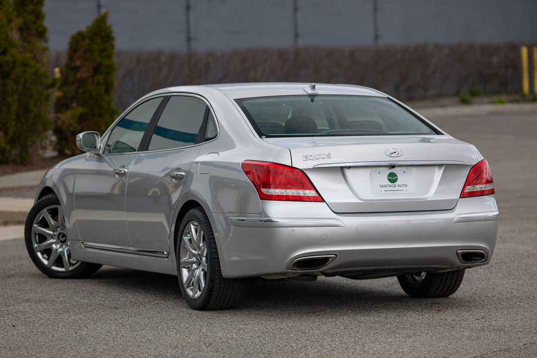 2013 Hyundai Equus - Image 18 of 31