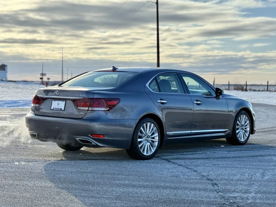 2013 Lexus LS 4th Gen - Image 16 of 31