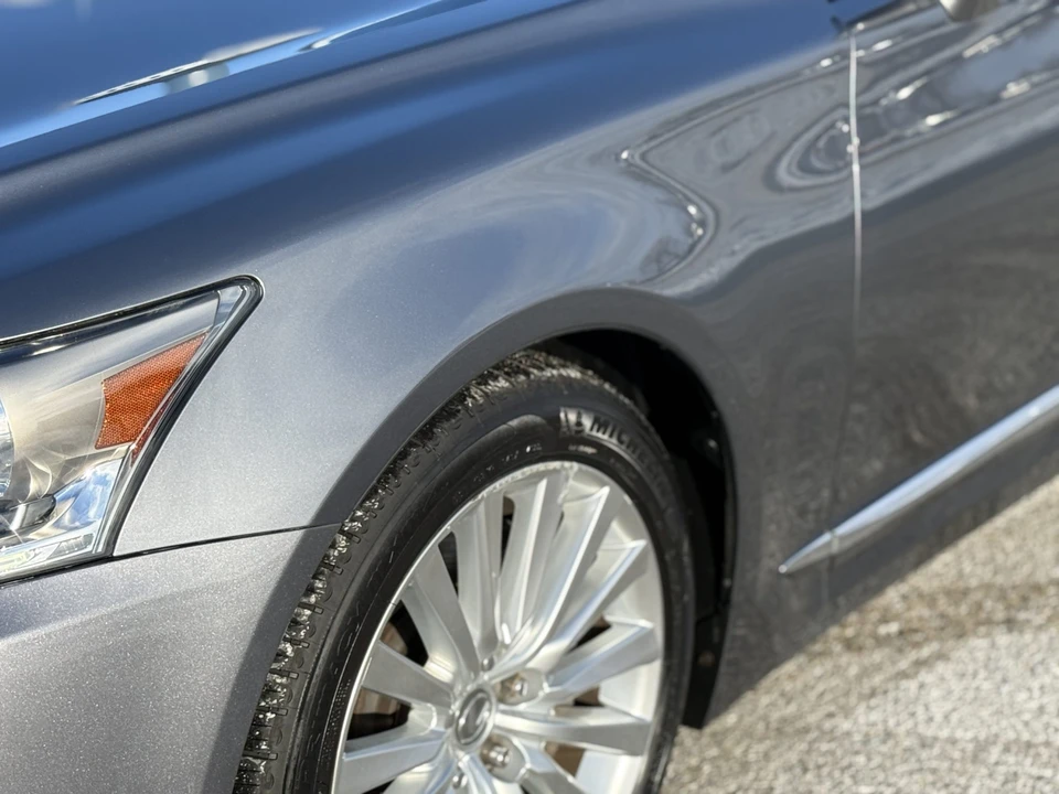 2013 Lexus LS 4th Gen - Image 22 of 31