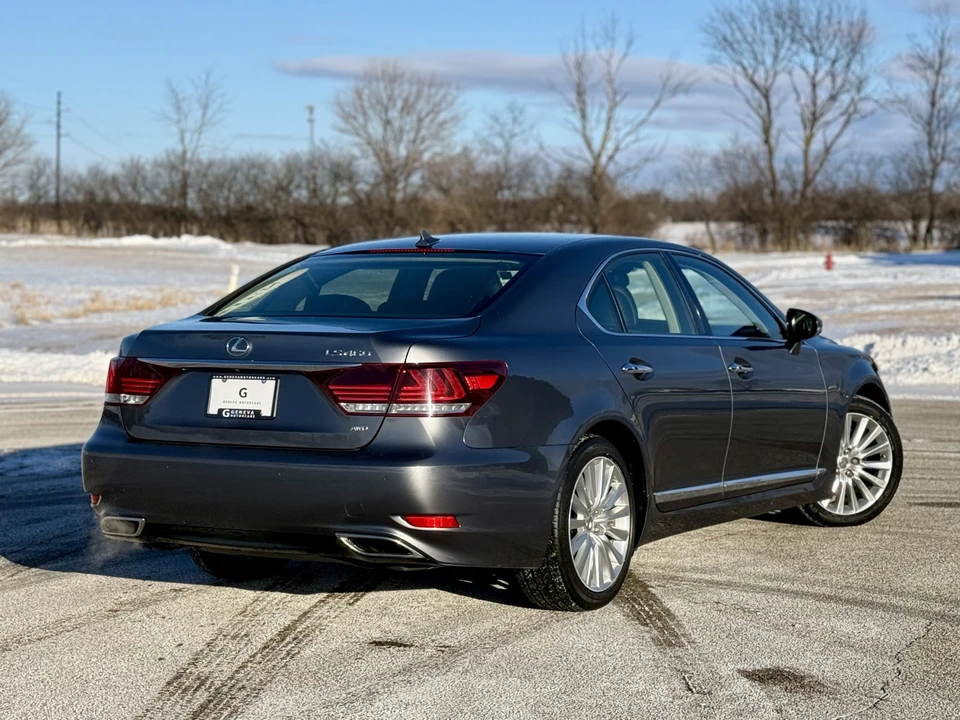 2013 Lexus LS 4th Gen - Image 6 of 31