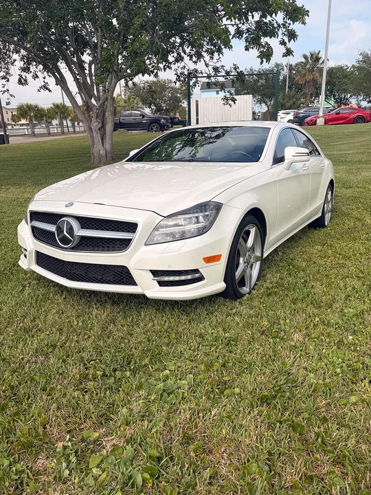 2013 Mercedes-Benz C218 CLS-Class - Image 2 of 31