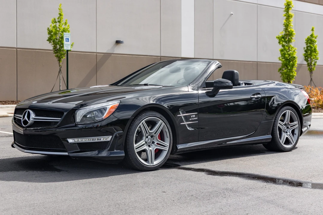 2013 Mercedes-Benz - Image 2 of 31