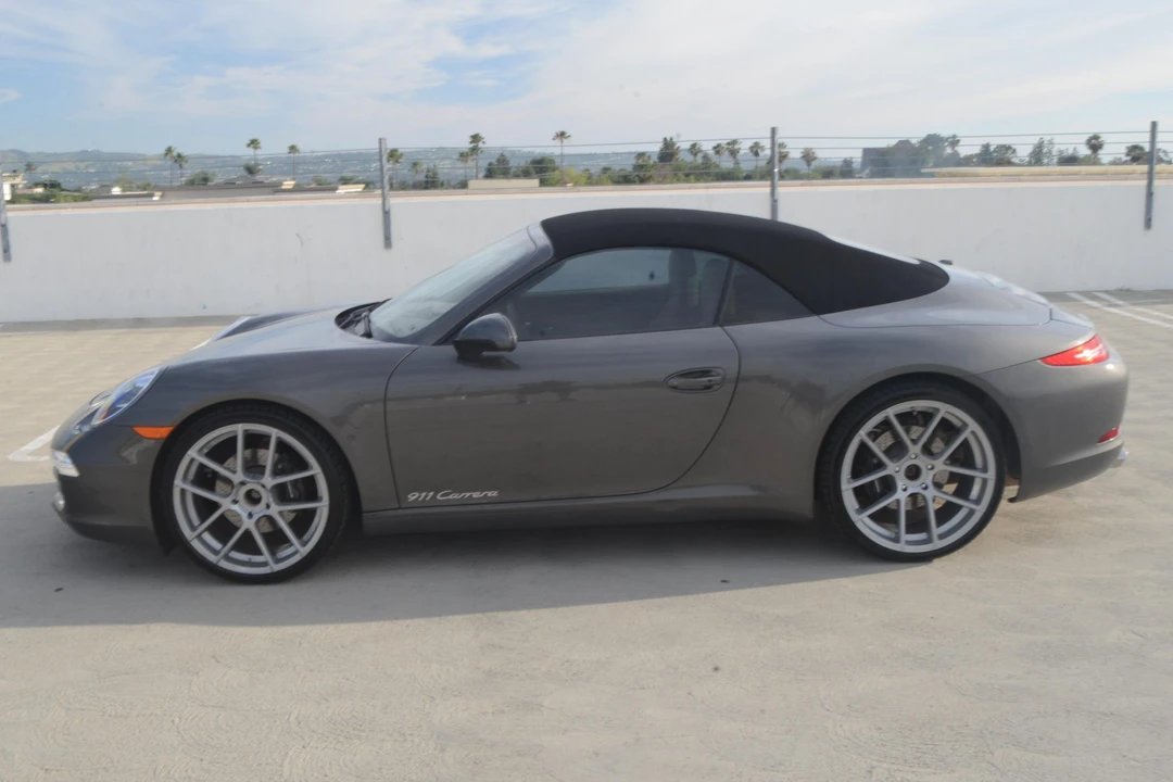 2013 Porsche 991 Carrera - Image 24 of 31