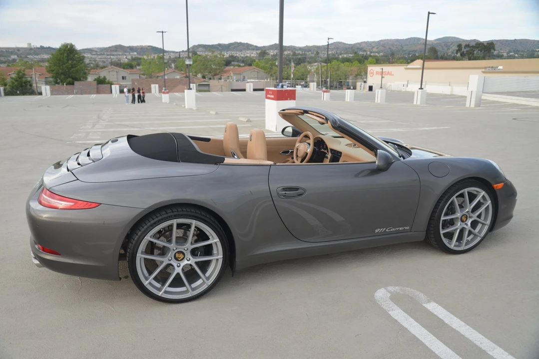 2013 Porsche 991 Carrera - Image 13 of 31