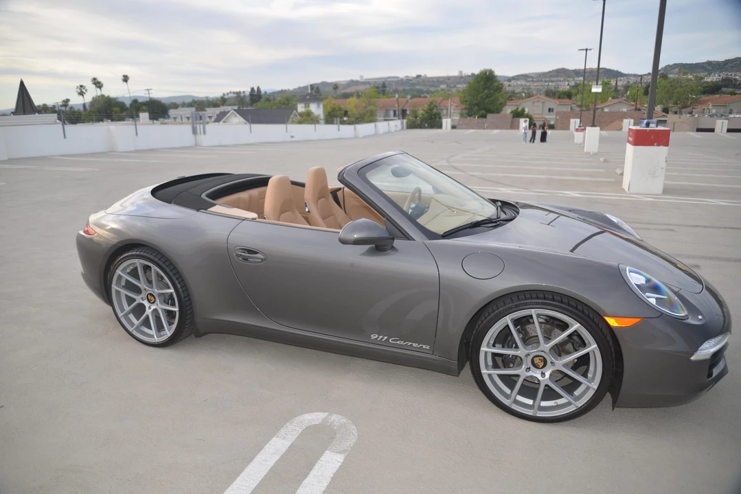 2013 Porsche 991 Carrera - Image 11 of 31