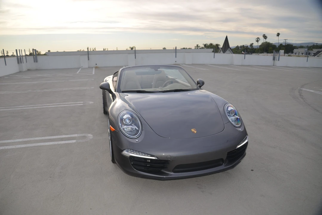 2013 Porsche 991 Carrera - Image 8 of 31