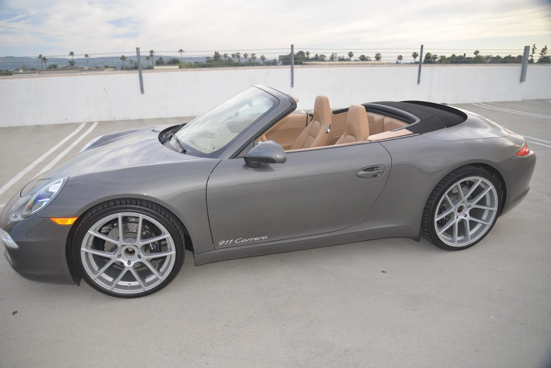 2013 Porsche 991 Carrera - Image 2 of 31