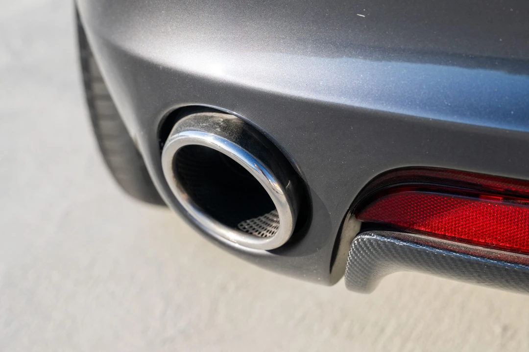 2014 Aston Martin Rapide - Image 17 of 31