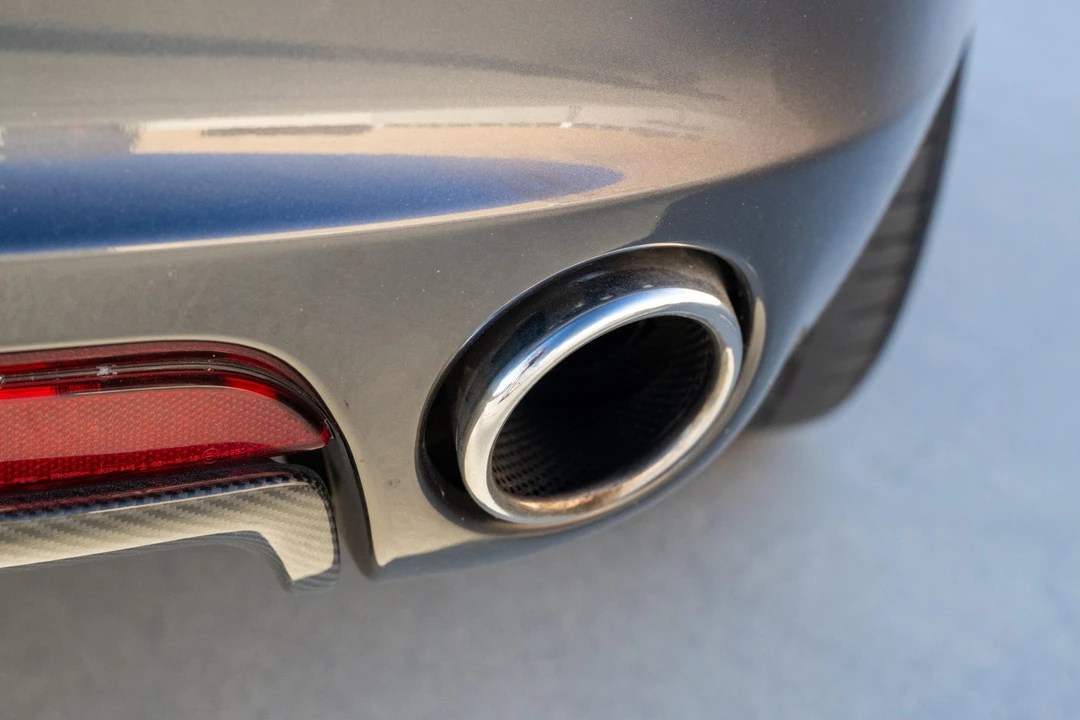 2014 Aston Martin Rapide - Image 18 of 31