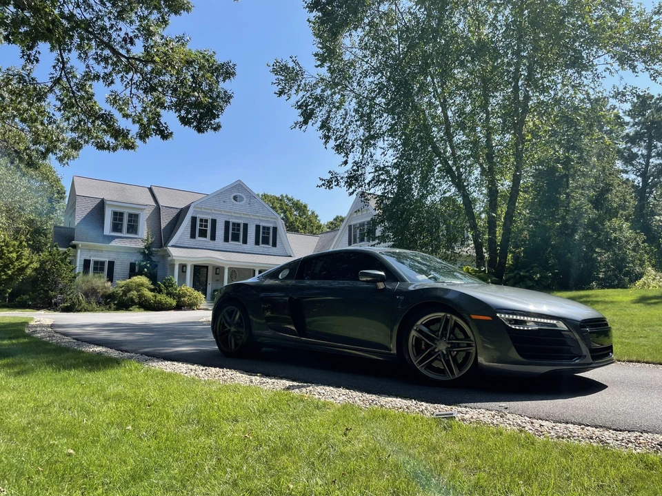 2014 Audi 42 R8 - Image 10 of 31